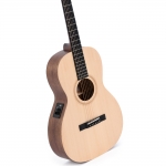 Sigma 00-testű akusztikus gitár elektronikával