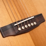 Cort akusztikus gitár Fishman elektronikával, középfényű natúr