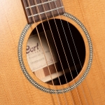 Cort akusztikus gitár Fishman elektronikával, középfényű natúr