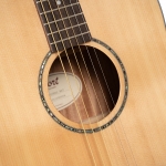 Cort akusztikus gitár, fényes natúr