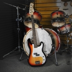 Donner elektromos P basszusgitár, sunburst