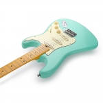 Donner elektromos gitár, ST forma, zöld