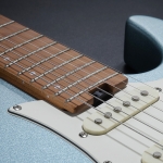 Donner elektromos gitár, ST forma, metálkék